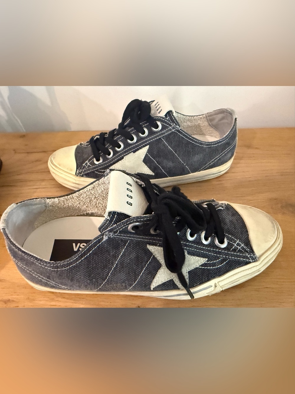 Golden Goose women’s Low-Top Denim Blue Star Sneakers